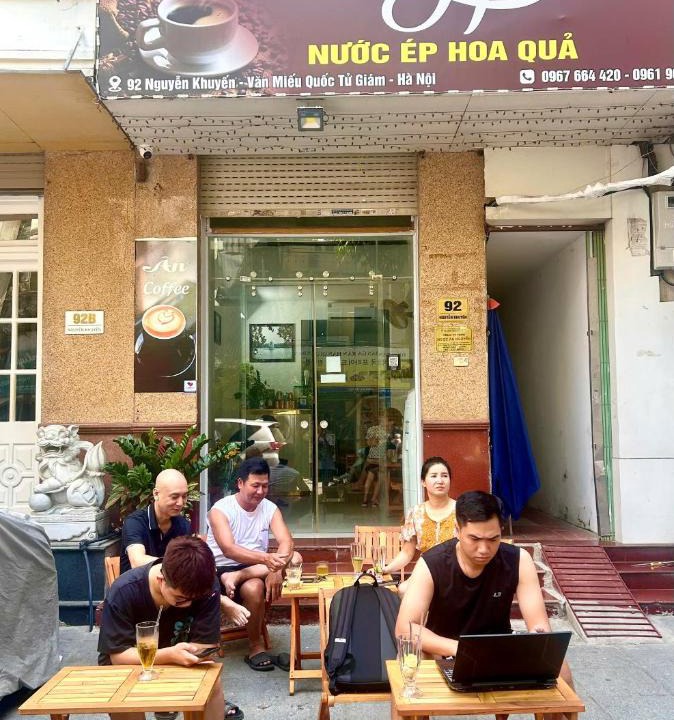 Van Mieu Apartment | Ân Coffee