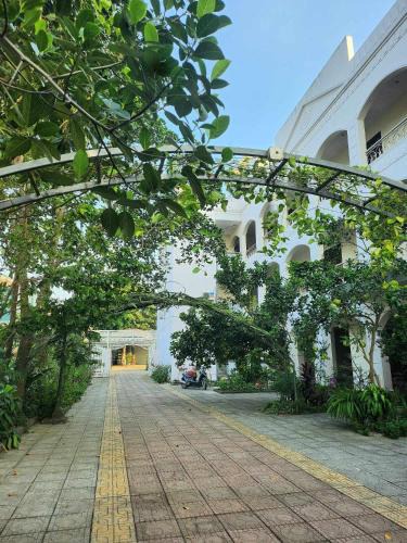 Quoc Oai Hotel | Đinh Gia Palace