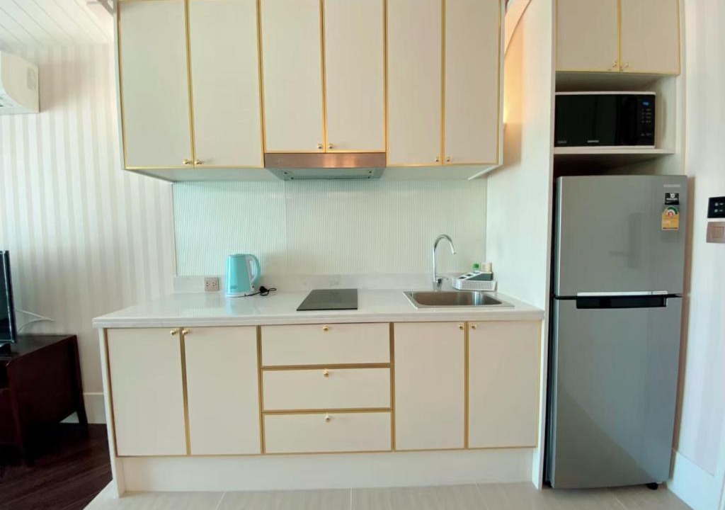 Na Chom Thian Apartment | แกรนด์ ฟลอริด้า บีชฟร้อนท์ คอนโด รีสอร์ท พัทยา
