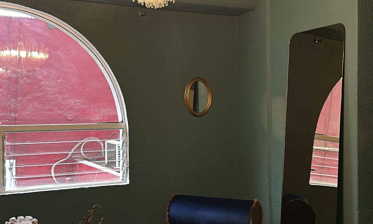 Zona Rosa Apartment | 161-2D A One-Bedroom Artistic Refuge