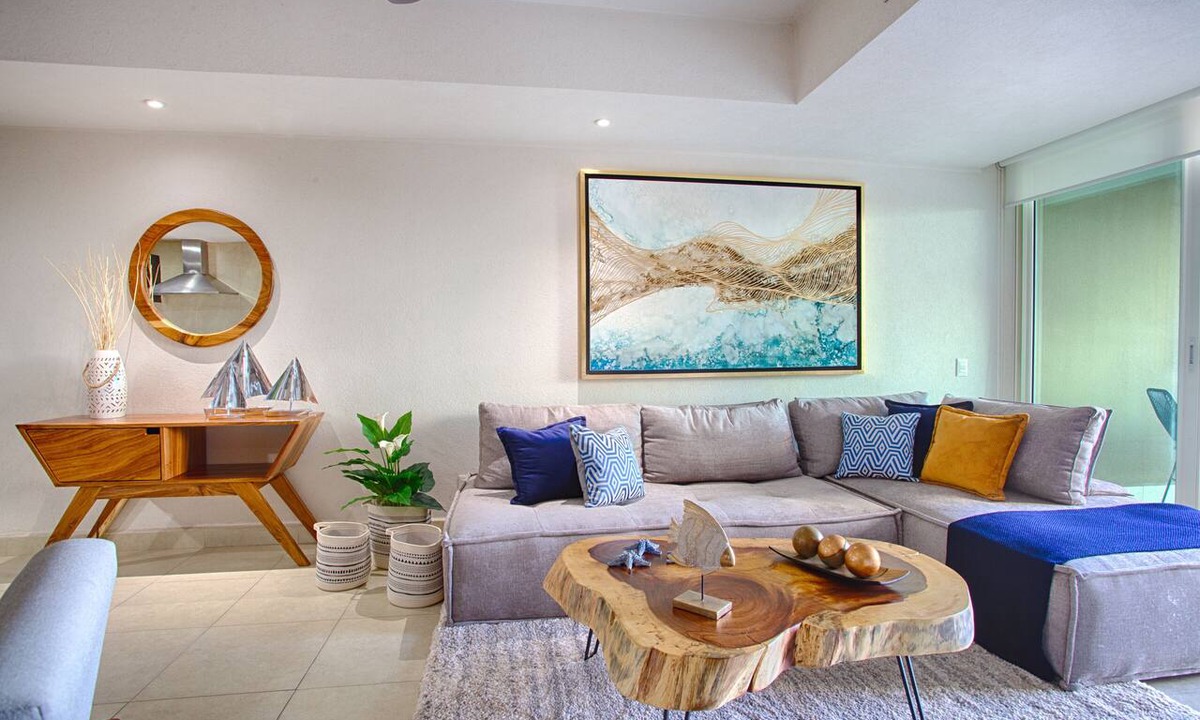 South Hotel Zone Condo | 1BR with 2 Balconies + Views @ Grand Venetian