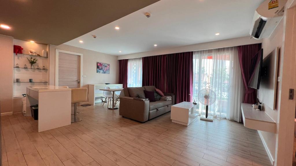 Na Kluea Apartment | 2 Bedroom. Seven Seas Condo Resort