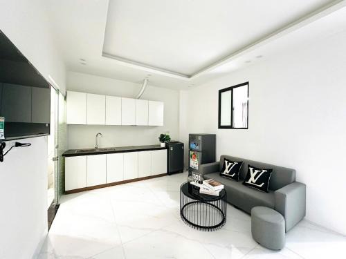 Long Bien Apartment | 25 House Ngọc Lâm