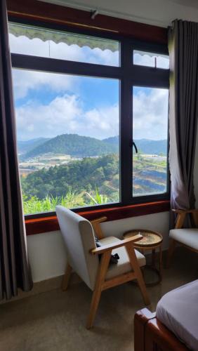 Da Lat Bed & Breakfast | 3 Tầng Mây Homestay & Coffee
