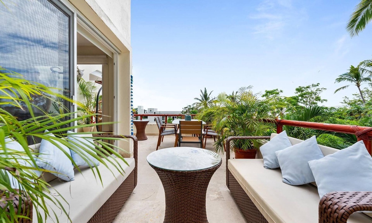 North End Condo | 3BR Family Condo, Pool, Walk to Beach – Sayulita | Casa de Paz