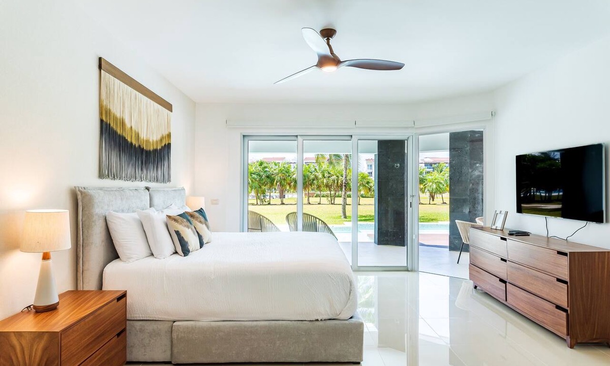 Puerto Juarez Apartment | 402N Casa Lucerna (2-Bedroom Apartment) with Pool - Handicap accessible by RedAwning