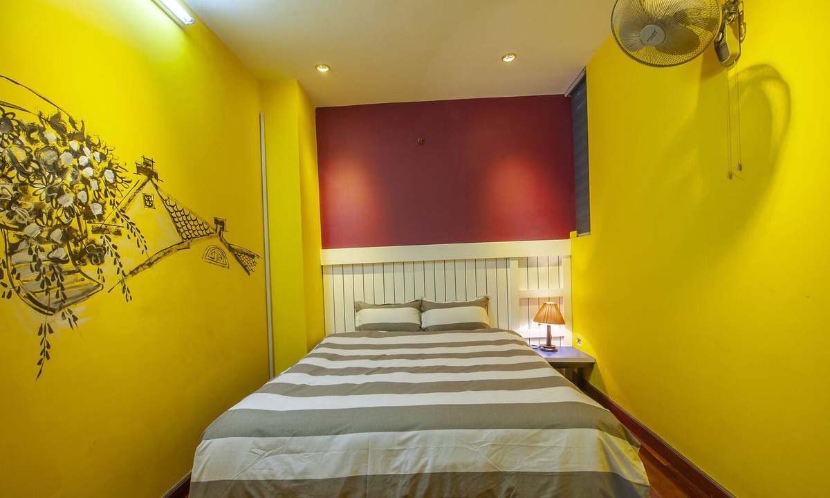 Truc Bach House | 5 bedroom city house