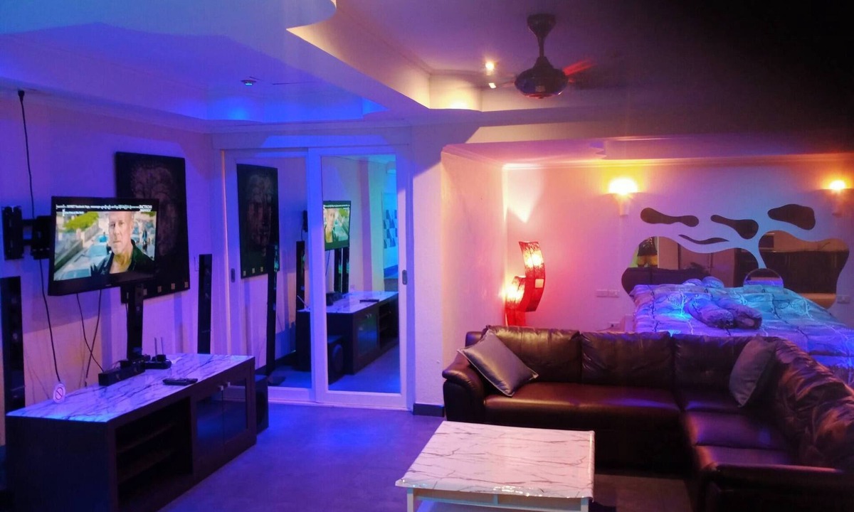 South Pattaya Apartment | 75 sqm Studio Type Jacuzzi Apartment 101a