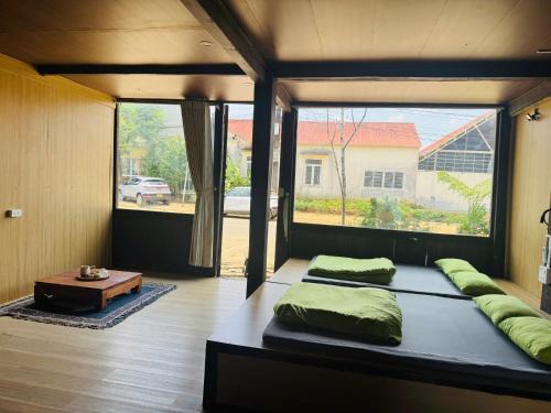 Kon Plong Hotel | A Hùng Home & Restaurant