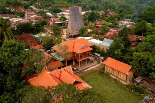 Kon Tum Cabin | A Vũ Homestay & Coffee