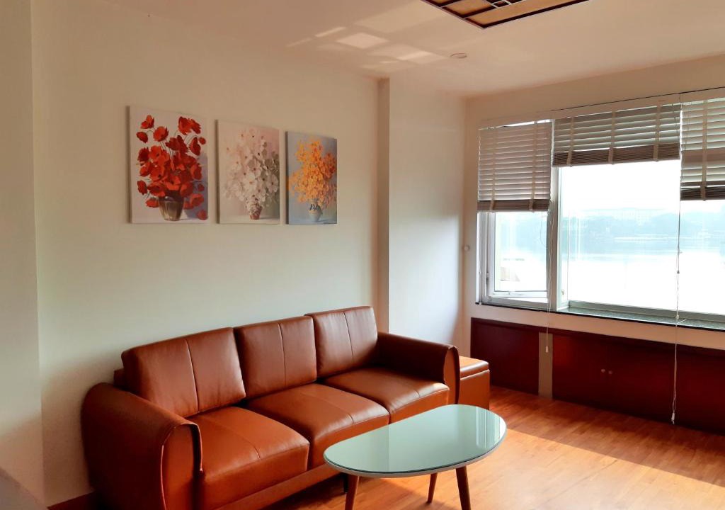 Truc Bach Apartment | Adapt Apartment Truc Bach