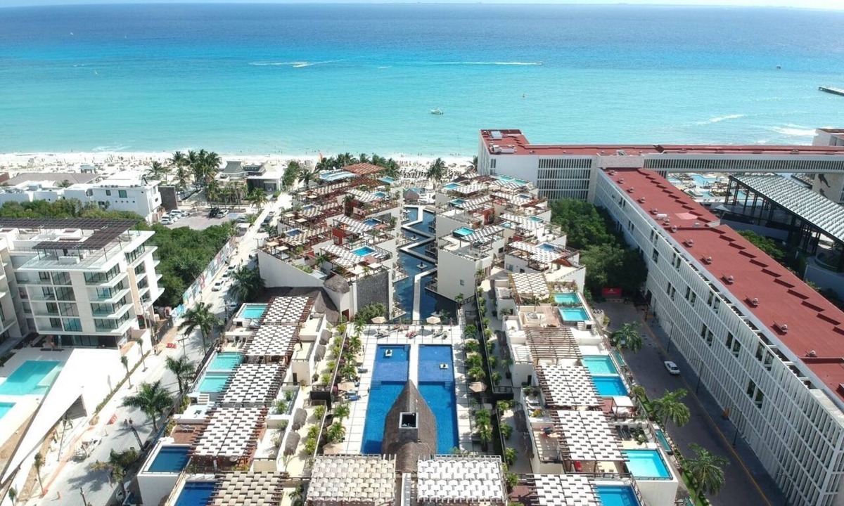 Downtown Apartment | Aldea Thai jr suite. Or Studio By OceanFront for upto 4 pax