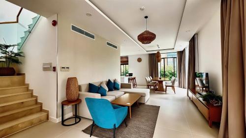 Cam Lam Villa | Alexa Villa Cam Ranh - 3 Bedrooms, Private Pool, Beach Access