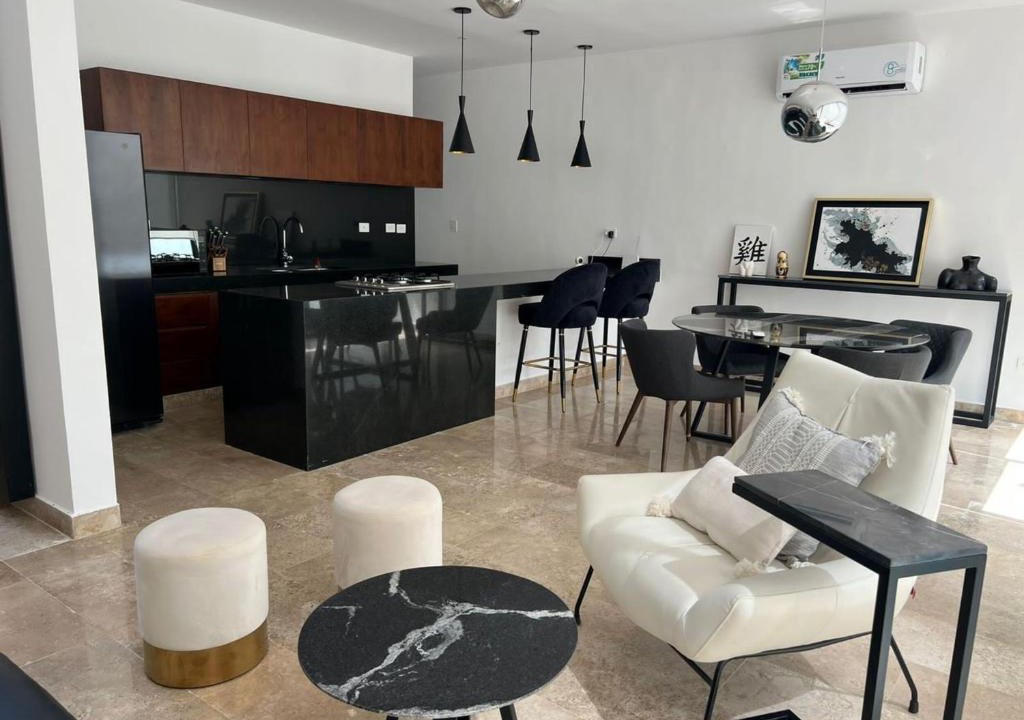 Merida House | Amazing 2 Bedroom Townhouse in Temozon