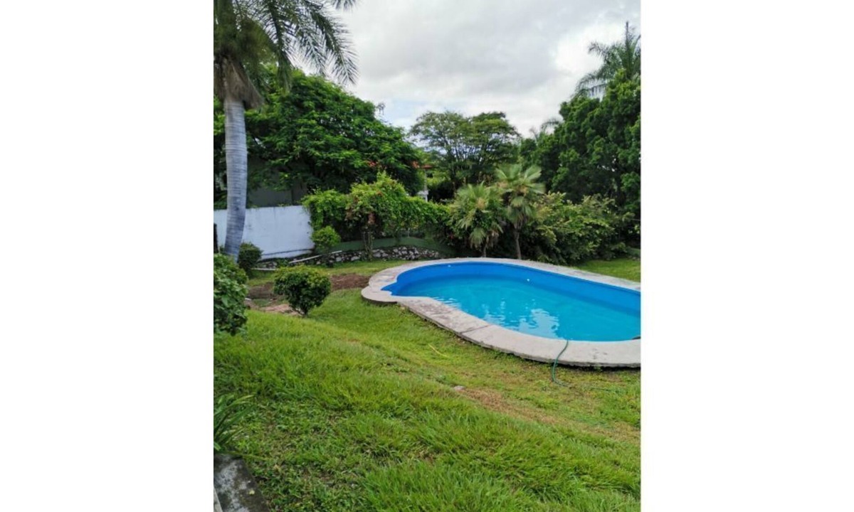 Morelos House | Amplia casa sola, con alberca y amenidades privadas, todos los servicios.