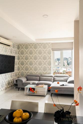 Phuong 8 Apartment | Apartment Terra Royal, Luxury and Central Spot