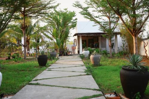 Ho Tram Apartment | Art Hill Villas
