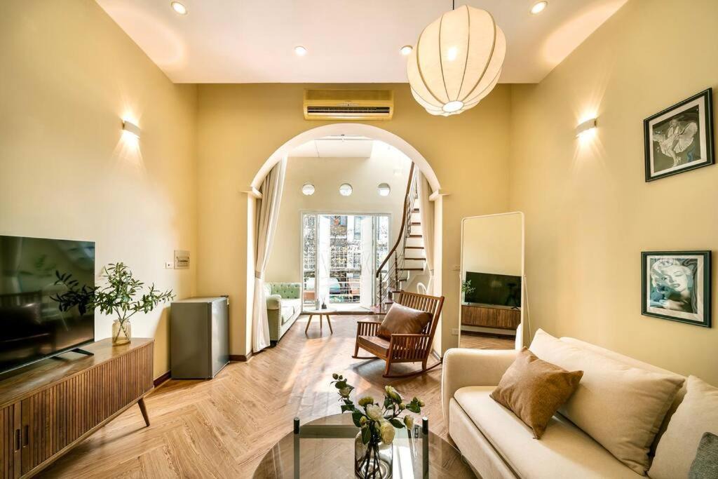 Hang Buom Apartment | Attic 128m2 duplex Glass dome Old town Big Balcony