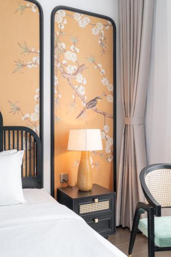 District 9 Hotel | AviCasa T21