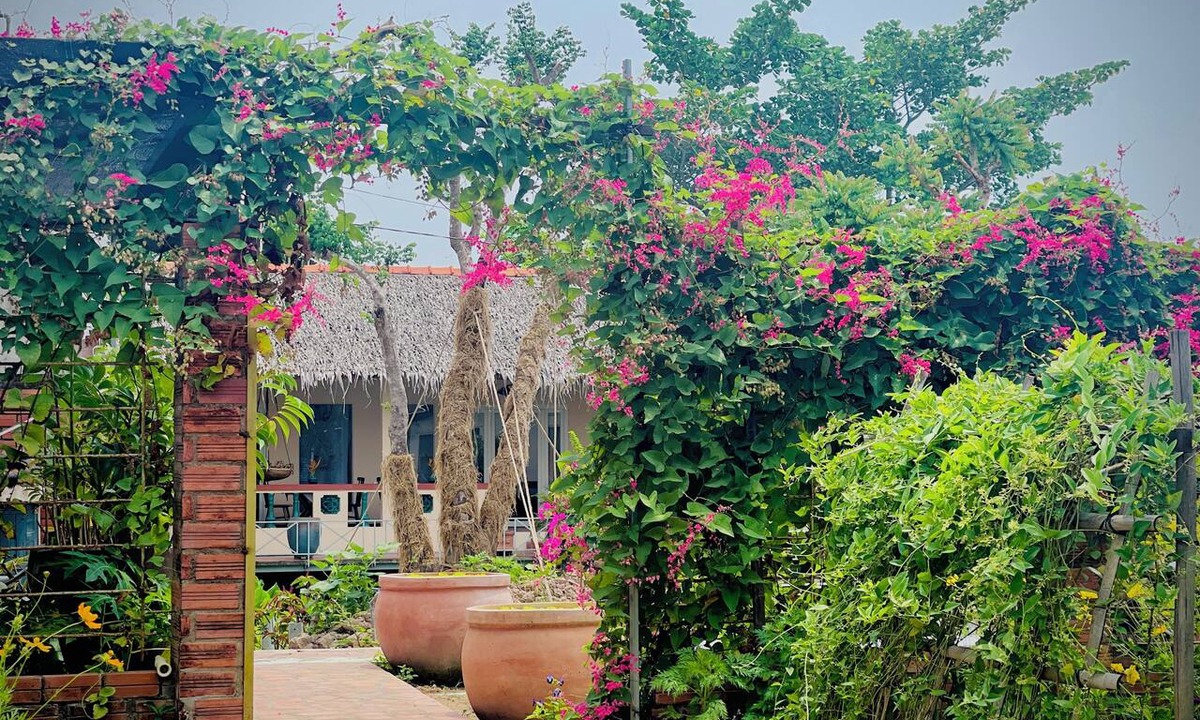 Long Ho Resort | Bình An Village