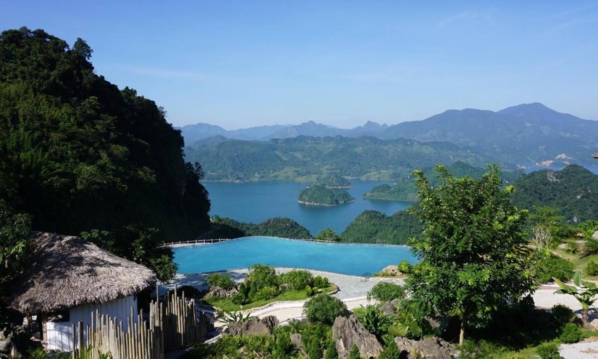 Mai Chau Hotel | Ba Khan Village Resort