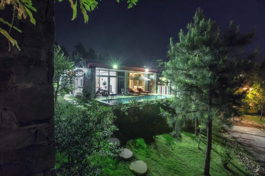 Ngoc Quang Villa | Bach Thanh F12 Flamingo Dai Lai Resort