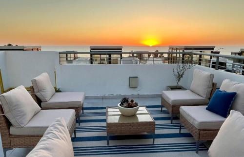 Popotla House | Baja Ocean View 3 BR Panoramic Terrace & Private Jacuzzi 8pp