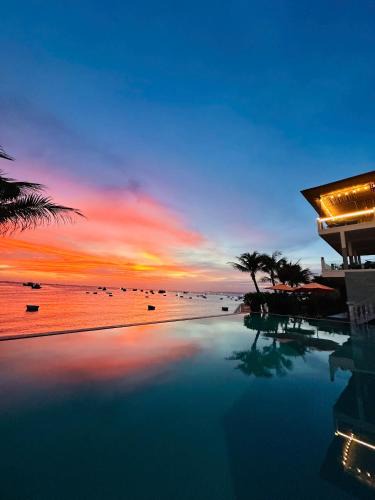East Ham Tien Beach Hotel | Bay View Resort & Villas Mũi Né