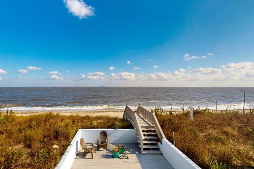 Prime Hook Beach House | Beach View, Multiple Outdoor Spaces! Milford Haven