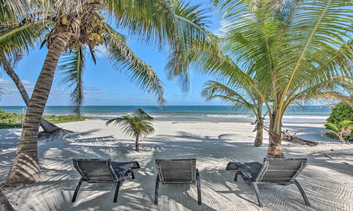 El Placer Apartment | Beachfront Quintana Roo Apartment w/Ocean Views!