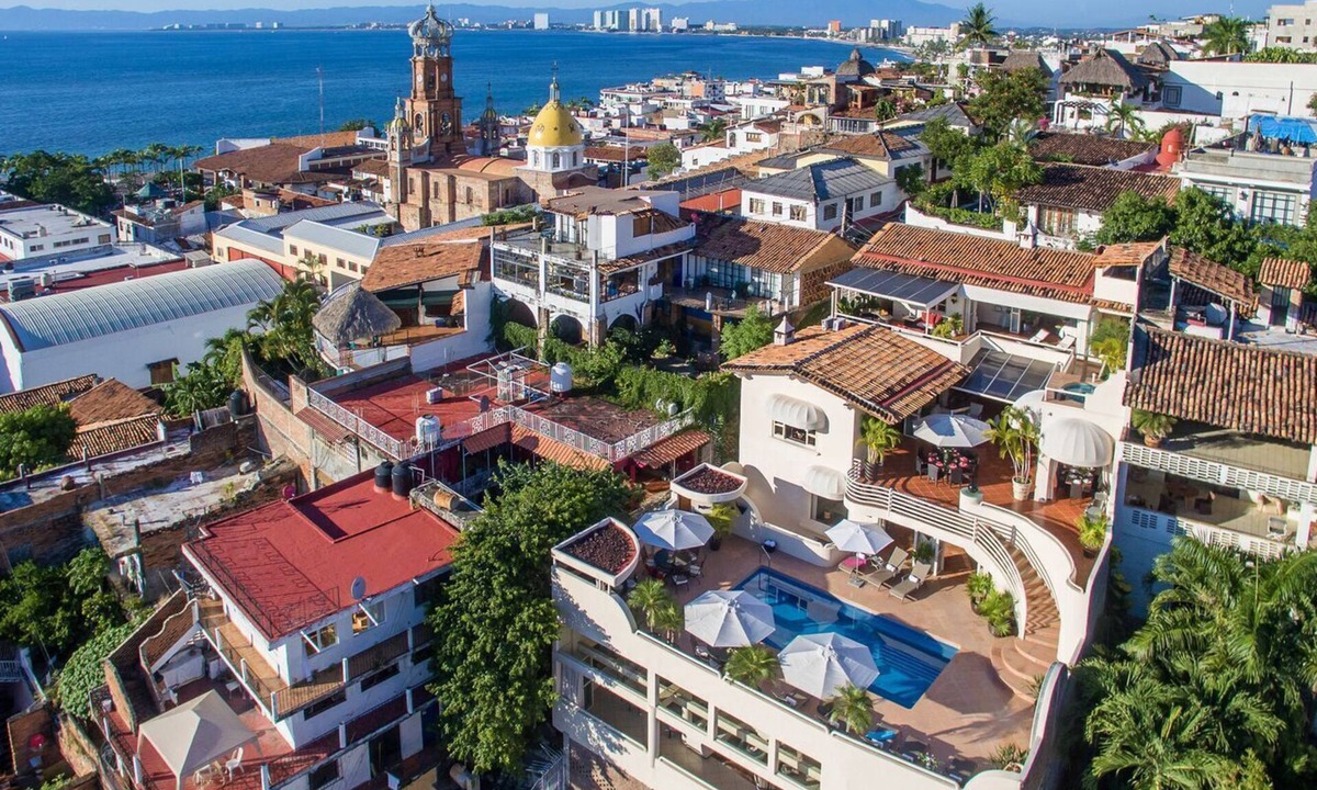Proyecto escola House | Beautiful villa hillside ,stunning views , private pool , staff service