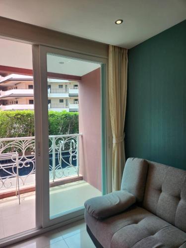 South Pattaya Apartment | Bee & Pum Building B 113