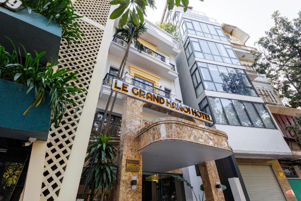 Hai Ba Trung Hotel | Belvilla near West Lake Hanoi, Truc Bach Lake formerly Le Grand - The Central Park