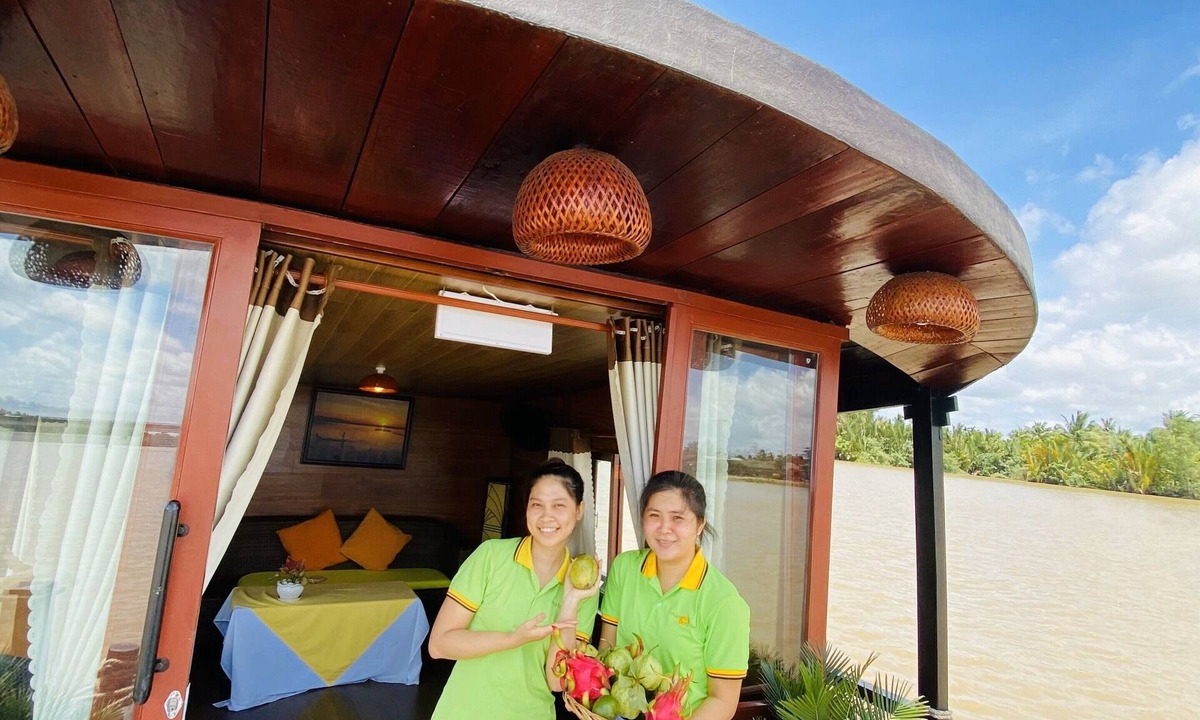 Giong Trom Boat Rental | Ben Tre Mekong Cruise