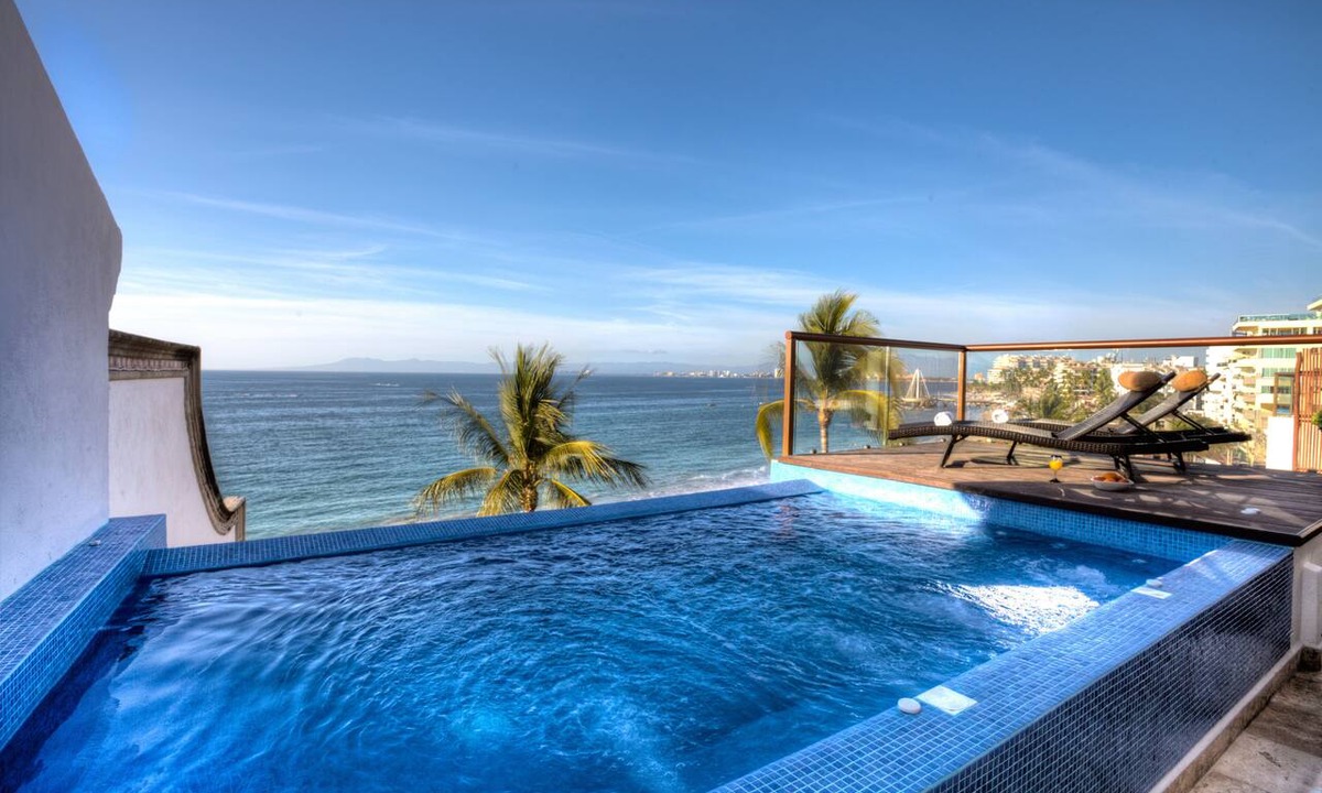 Amapas Condo | Best location right on Los Muertos beach, Sky Suite D