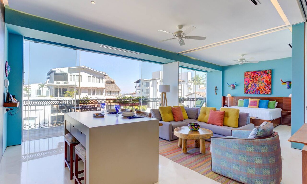 Romantic Zone Condo | Best Rooftop Romantic Zone 1 Bed 2 bath Ocean View