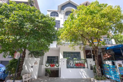 Tan Thuan Dong Hotel | Bin Bin Hotel 9 - Near Tâm Anh Hospital