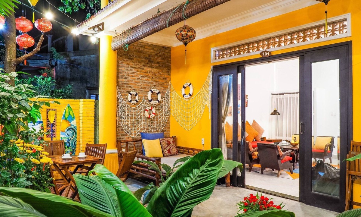 Cam An Hotel | Blue Beach Village
