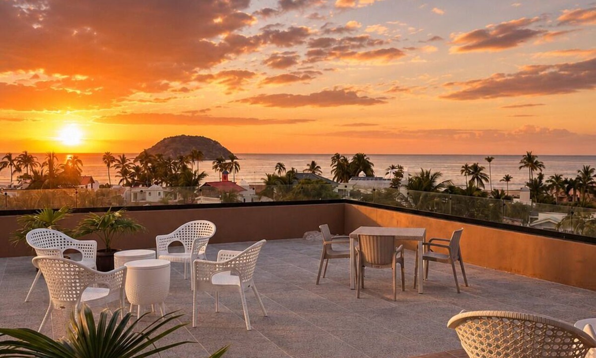 Rincon de Guayabitos Apartment | Boutique apartment with ocean view, pool, 2 blocks from the beach!