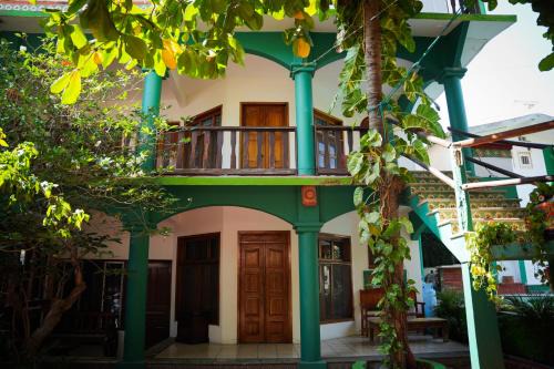 Brisas de Zicatela Hotel | Bungalows Puerta de Sol