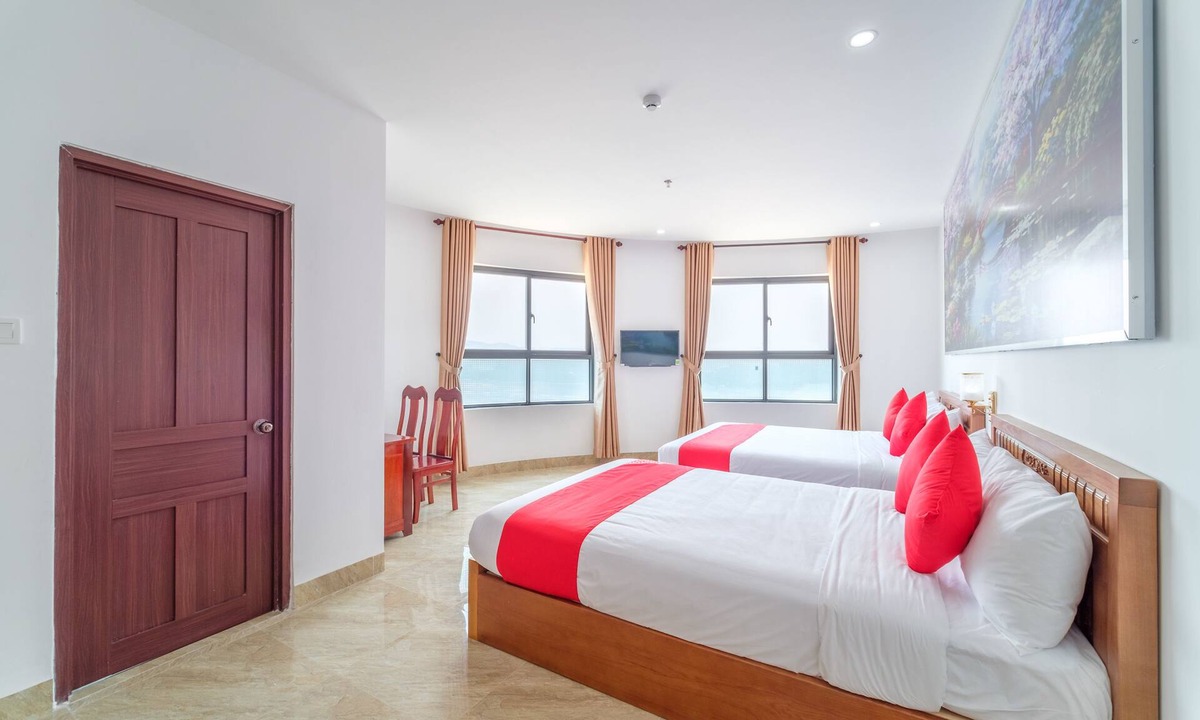Ngu Hanh Son Hotel | Capital O 215 An Duc Hotel Da Nang