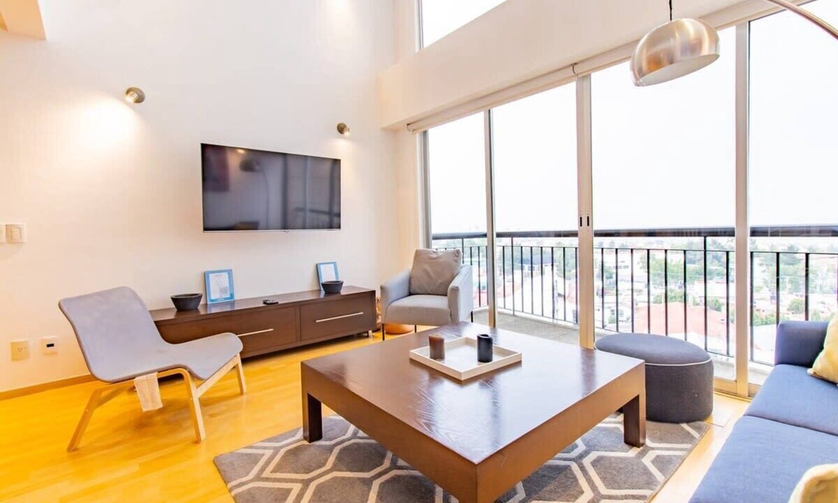 El Yaqui Condo | Capitalia - Bright & Modern Duplex