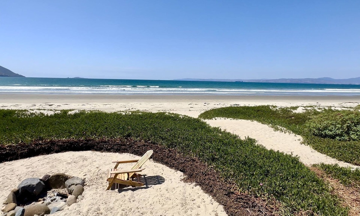 Lengueta Arenosa House | Casa de Paz, House of Peace, recently updated offering spectacular ocean views.