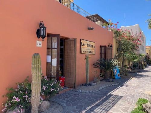 Nopolo House | Casa del Gallo-Home in Loreto bay- Baja reimagined! steps from Community Pool