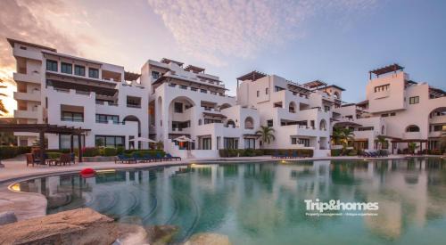 La Paz Apartment | Casa Marvela at Playa de La Paz - 3 Br Beach front Villa