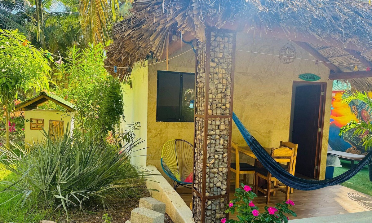 Saladita House | Casa Colibri - Playa La Saladita