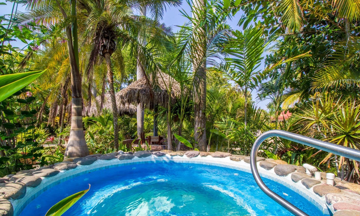 Nuevo Vallarta Bed & Breakfast | Casa Virgilio B&B