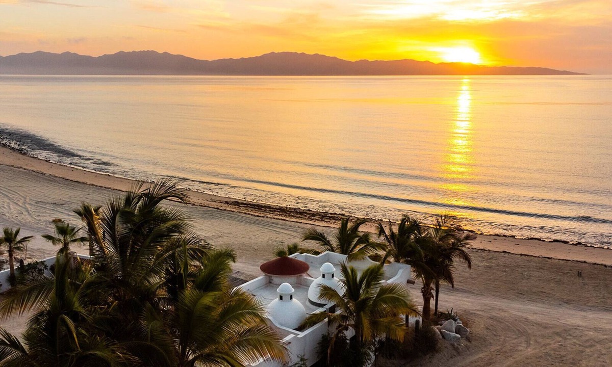 El Sargento House | CASACORAZONmx “Cortez” Private 1bd Beachfront w/Kitchen. Spectacular Views!195/n