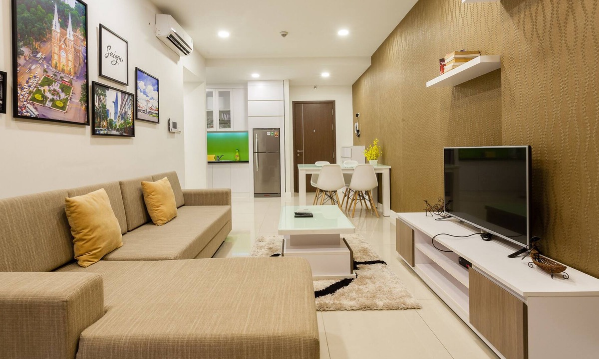 Bach Dang Riverside Apartment | CENTER 2br Apartment with Infinity Pool - near Nguyen Hue Str