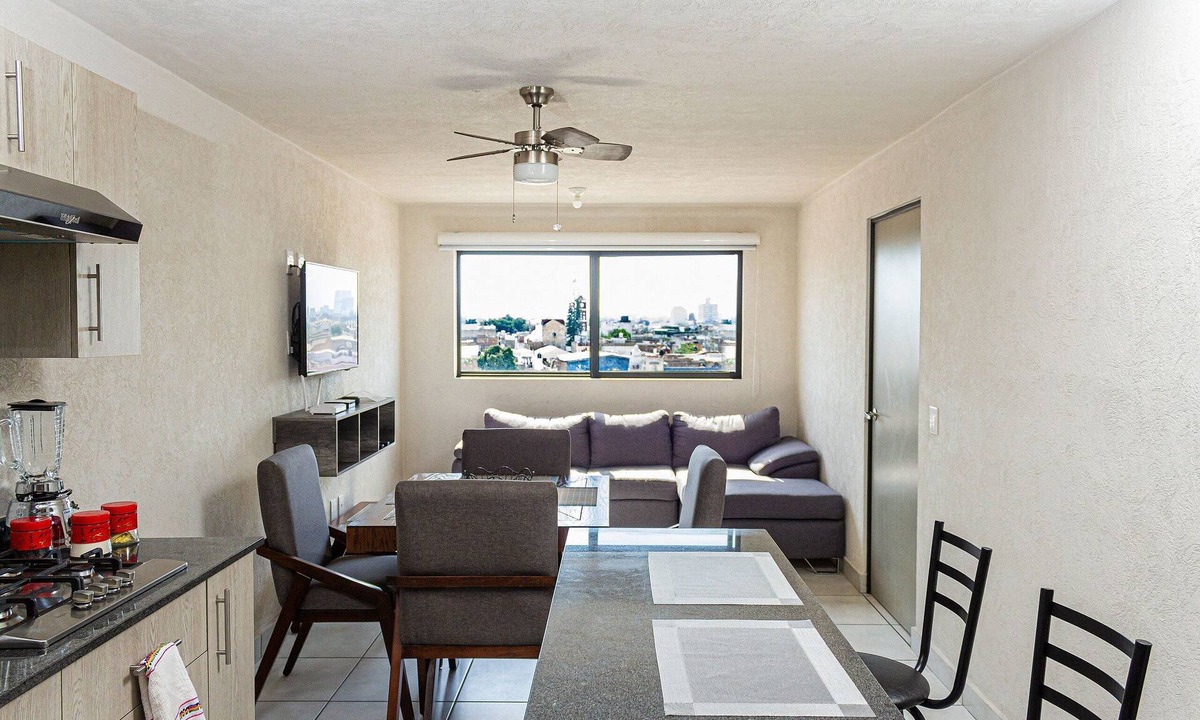 La Perla Apartment | Central condominium near IMSS, H Civil & CUCS